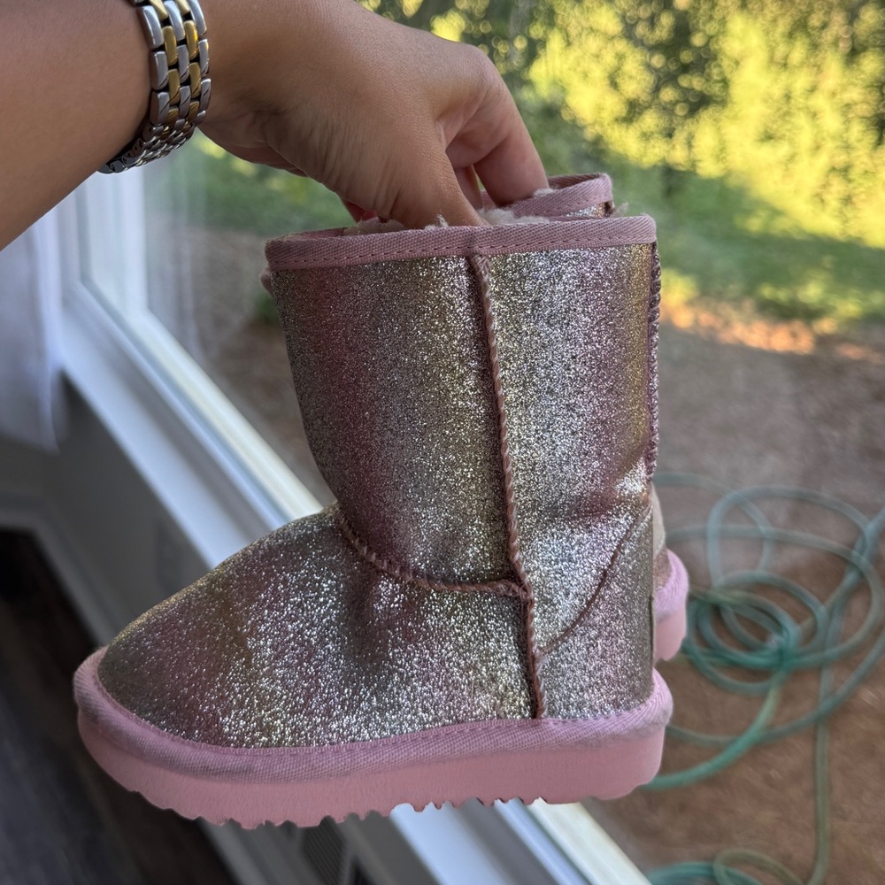 UGG Sparkly Pink Boots 7c - Picture 3 of 5